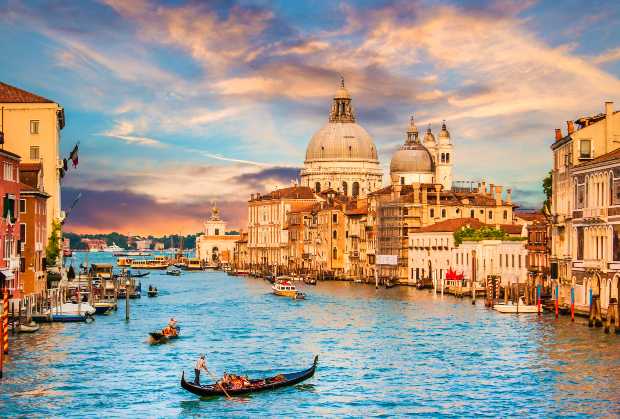 Vé máy bay đi Venice giá rẻ, thành phố lãng mạn nhất thế giới