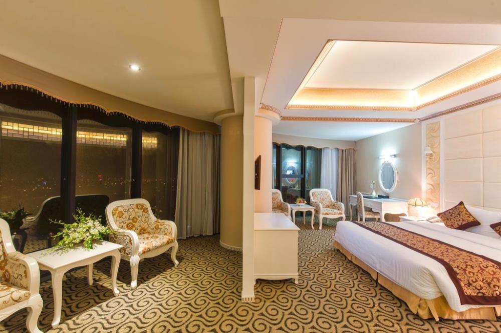 Phòng royal Phòng superior khách sạn mường thanh sôgn lam