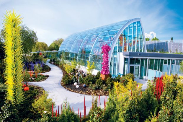 Chihuly Garden and Glass sở hữu vẻ ngoài thu hút ánh nhìn của du khách