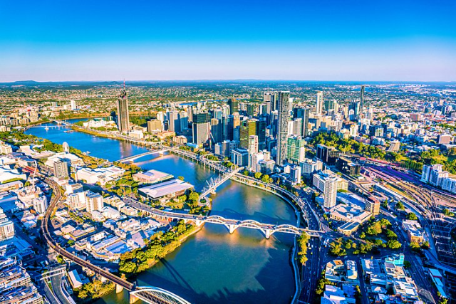 Toàn cảnh thành phố Brisbane từ trên cao nhìn xuống