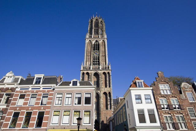 Toàn cảnh tháp nhà thờ Dom Tower of Utrecht