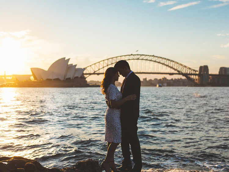 Hoàng hôn bên bờ sông tại Sydney