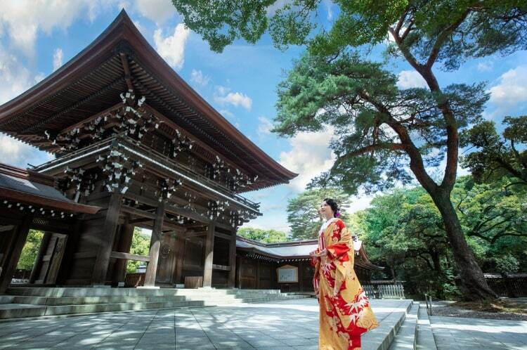 Ngôi đền Meiji Jingu lâu đời tại Tokyo